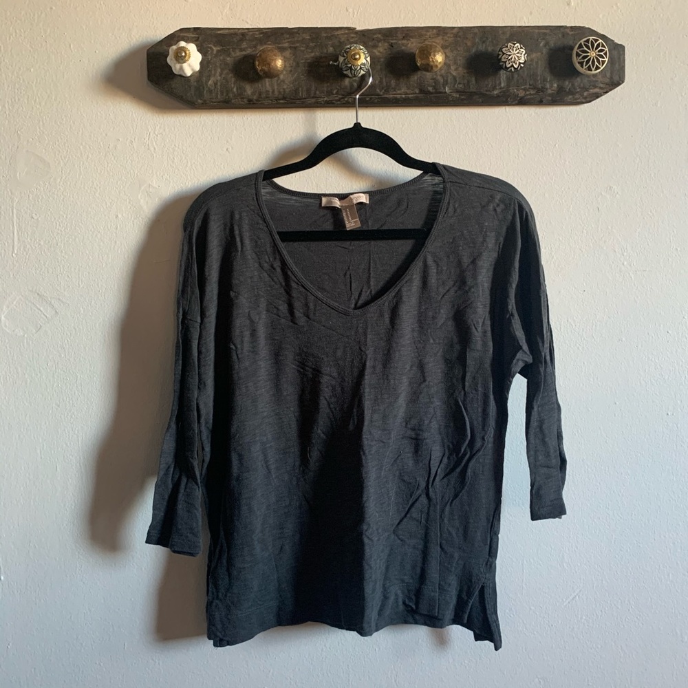 Grey loose quarter sleeve too